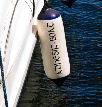 Nom de bateau sur pare-battage